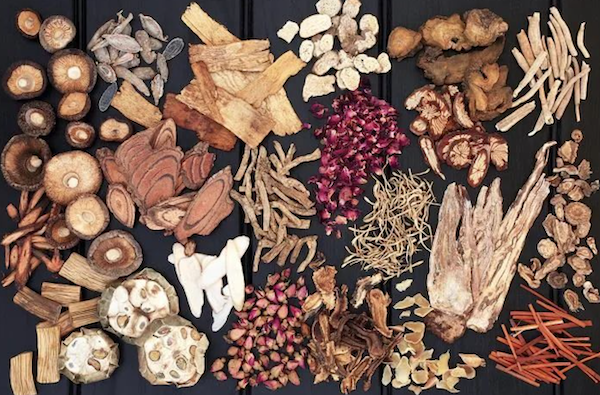 How to Prepare Your Raw Chinese Herbal Medicine? 1 Chinese medicine raw herbs at Almond Wellness Centre - acupuncture Melbourne